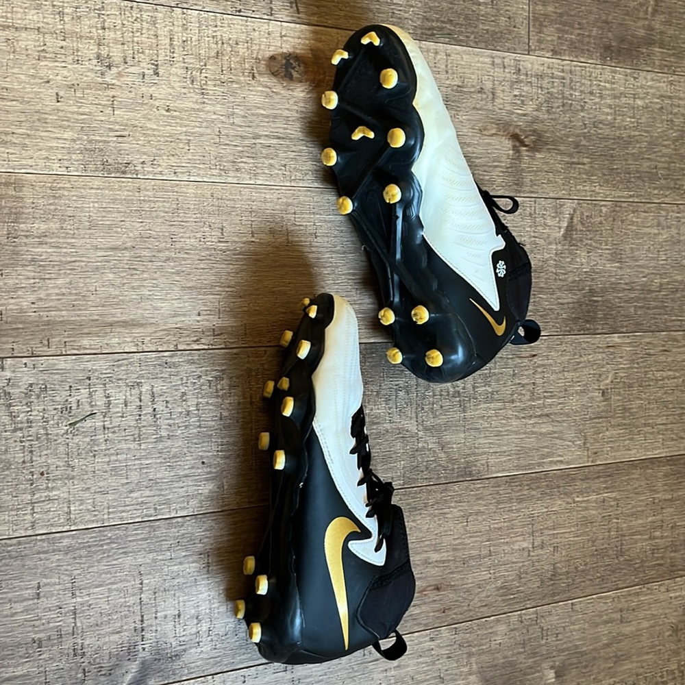Nike Phantom Luna Cleats - Picture 4 of 6